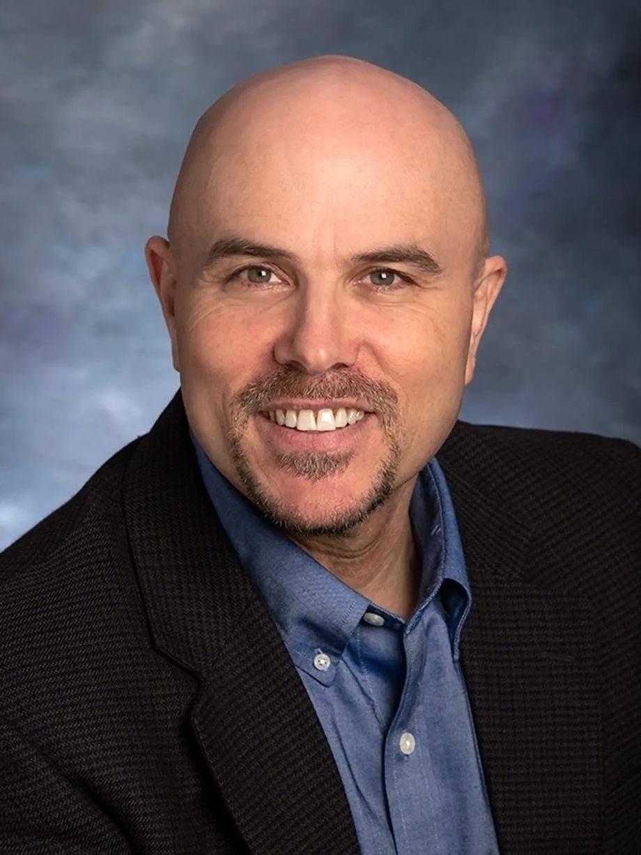 Dr. Eliyahu Lotzar